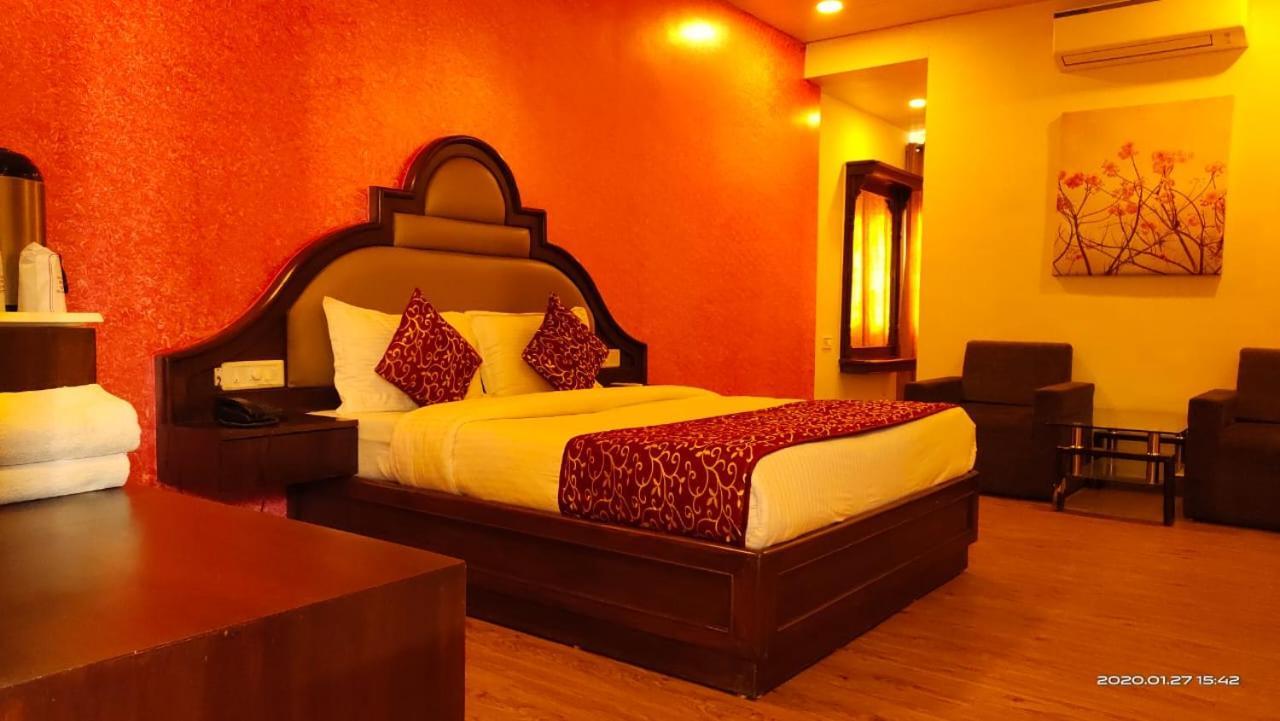 Hotel Banjara Regalia Mount Abu Exterior foto